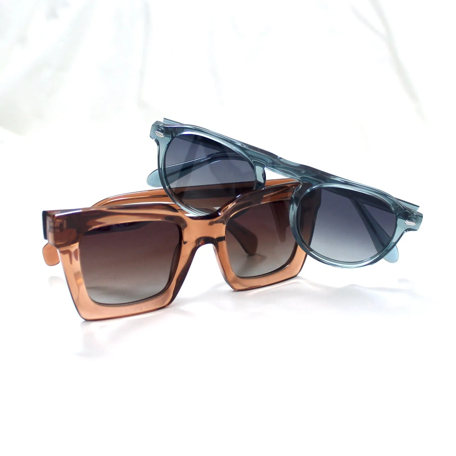 Ari Sunglasses Ocean Blue